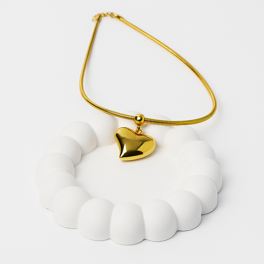 Heart Stunner Statement Neckchain