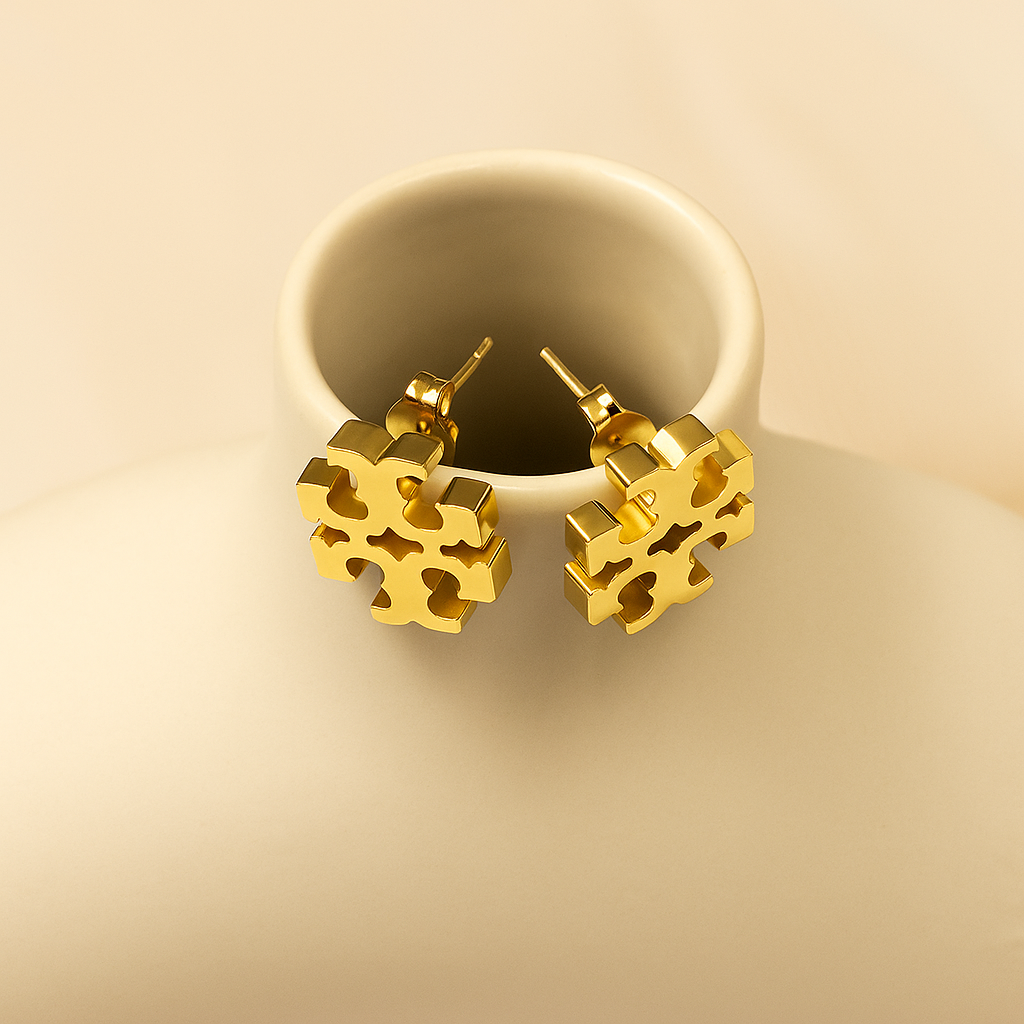 Crush SS Stud Earrning