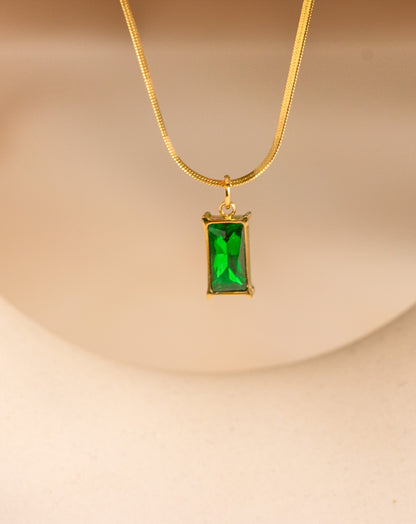 The Emerald Line Neckchain