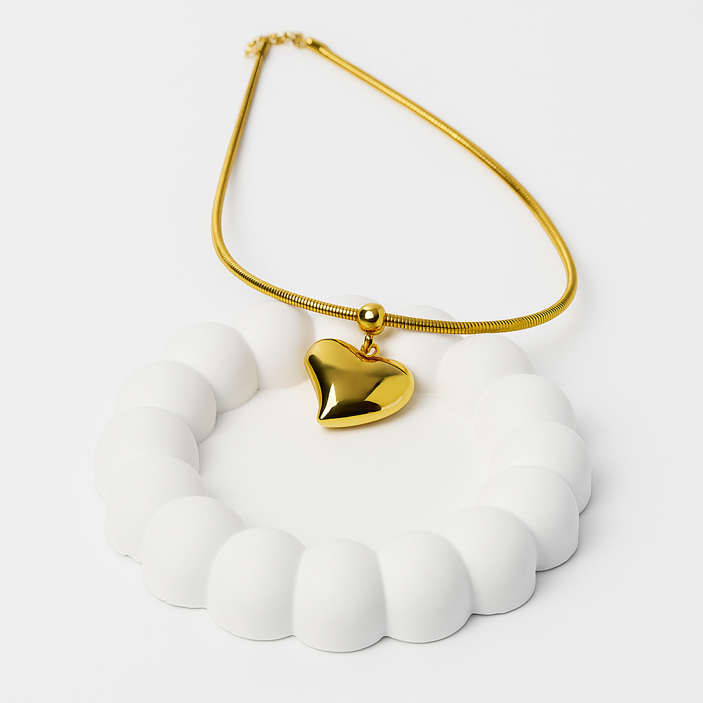 Heart Stunner Statement Neckchain