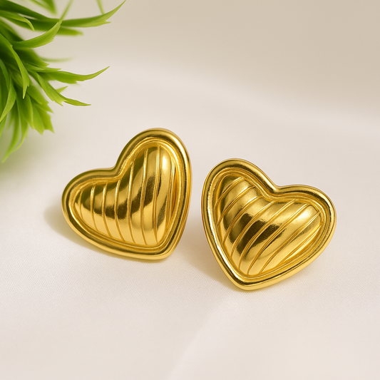 Golden Big heart Stud Earrning