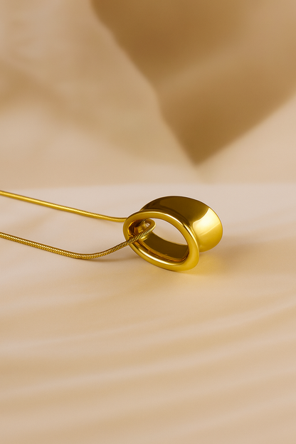 Golden Loop Neckchain