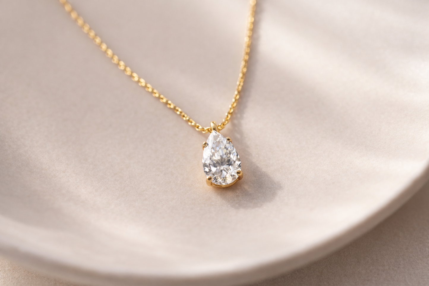 Minimal Shine Stainless Steel Necklace